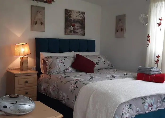 On Cloghans Pier Cloghans (Mayo)