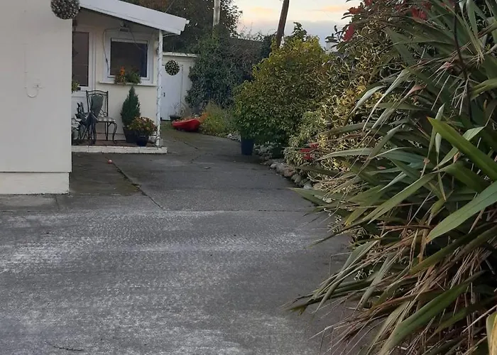 On Cloghans Pier Feriehus *